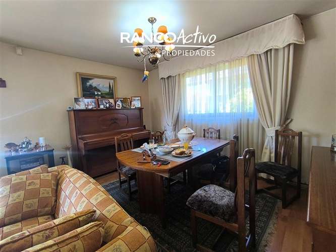 Se vende hermosa casa 4D/2B, Isla Teja, Valdivia. - Imagen 9