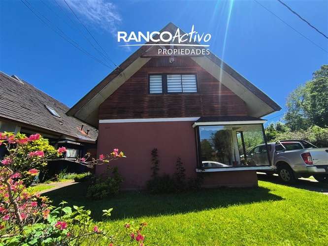 Se vende hermosa casa 4D/2B, Isla Teja, Valdivia. - Imagen 2
