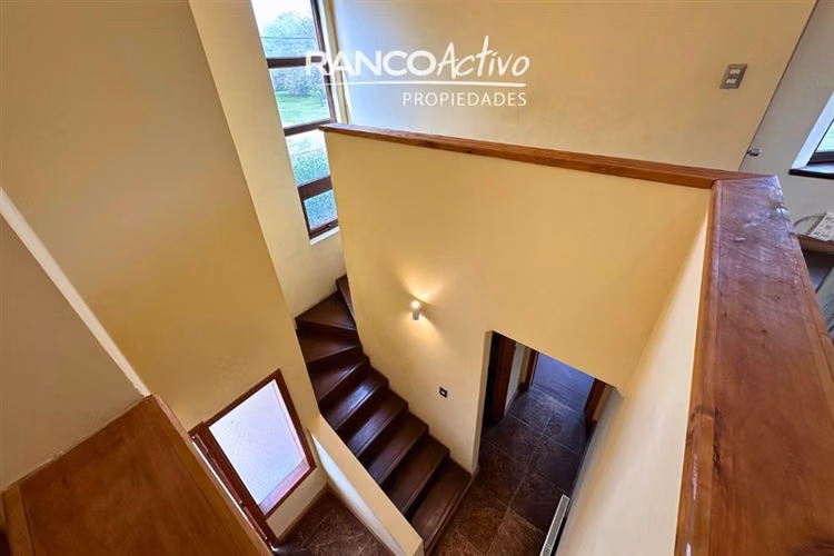 Espectacular Casa en Sector de Torobayo con 4D y 4B Valdivia