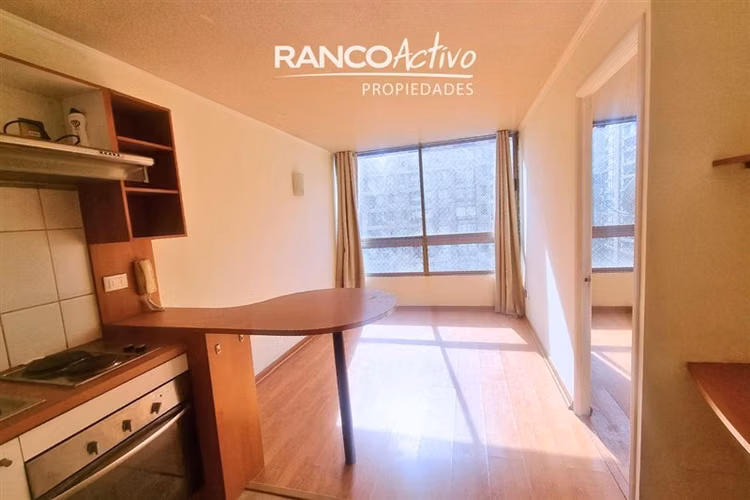 Central departamento en venta de 1 dorm a pasos de La Moneda