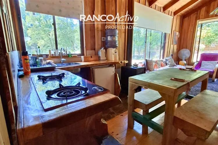 Parcela con Casa, cabaña y tinaja en venta en Villarrica
