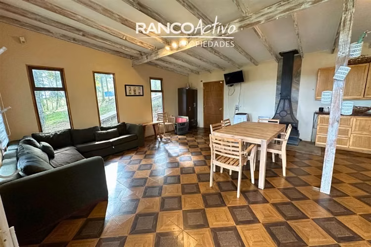 Casa en venta de 5 dorm. en Valdivia