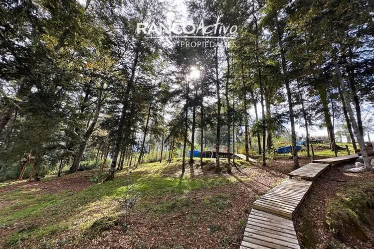 Casa en venta de 5 dorm. en Valdivia