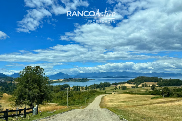 Parcela en venta de 5000 m2 Condominio San Andrés Futrono