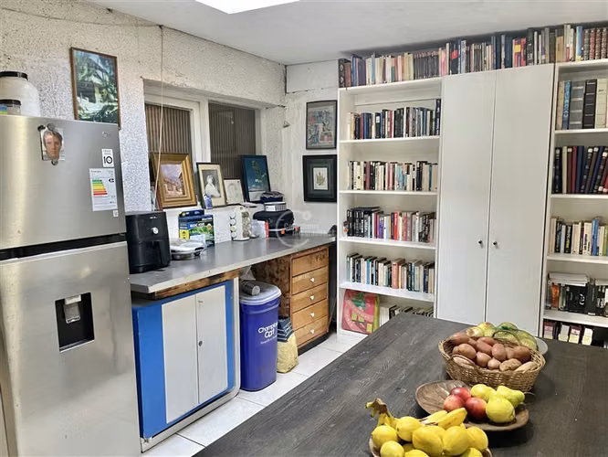Casa en venta de 4 dorm.+ servicios. en Las Condes - Imagen 18