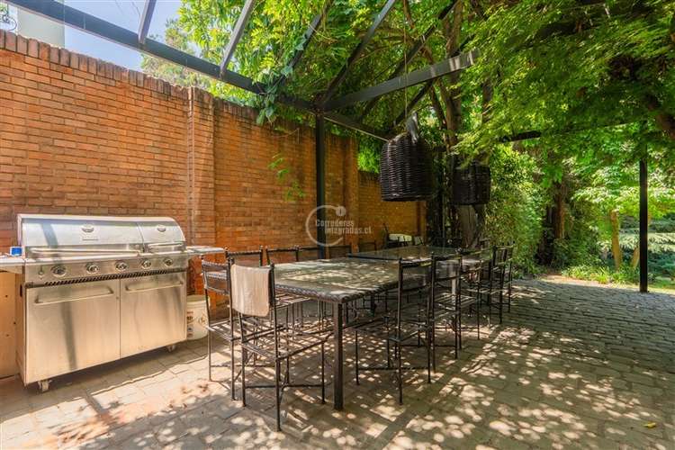 Casa estilo inglés, exclusiva en Las Lomas de La Dehesa - Imagen 8