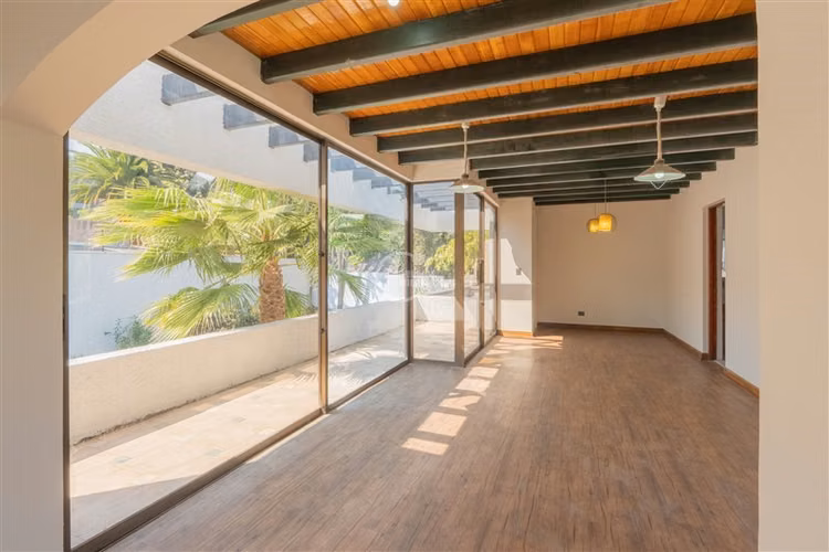 Encanto arquitectónico y vida familiar en Quinchamalí
