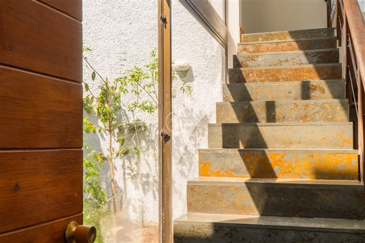 Encanto arquitectónico y vida familiar en Quinchamalí