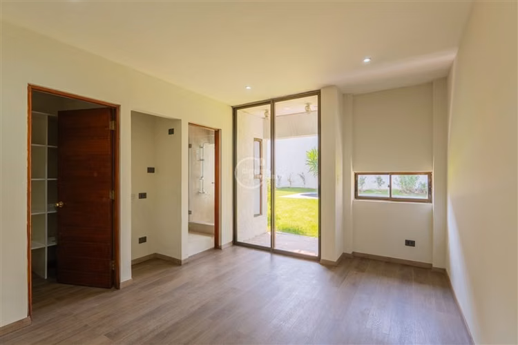 Encanto arquitectónico y vida familiar en Quinchamalí