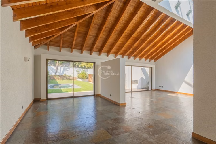 Encanto arquitectónico y vida familiar en Quinchamalí