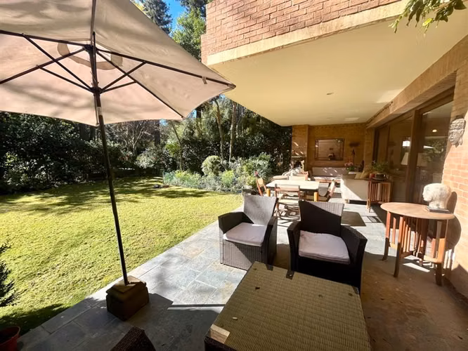 Precioso dpto con jardín propio 4 dormitorios San Damian
