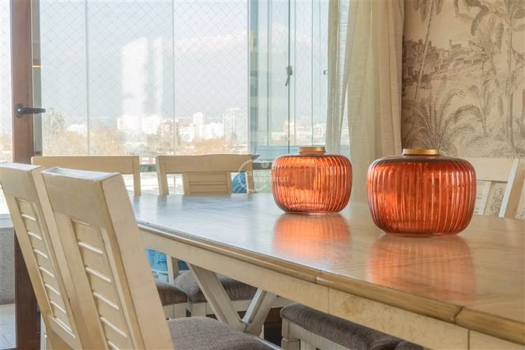 Vitacura: luminoso depto con terraza y vista despejada - Imagen 5