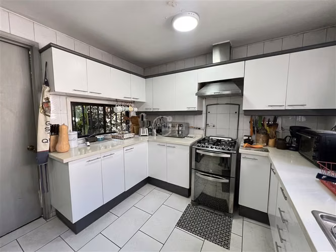 Venta Casa 4 Dormitorios La Dehesa, Lo Barnechea - Imagen 12