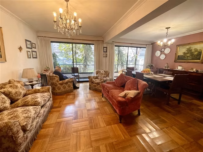 Depto a pasos metro Tobalaba, ideal remodelar, 3 dorm/2 baño