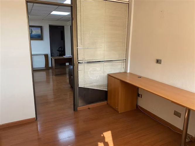 Oficina en venta en Providencia, metro Pedro de Valdivia