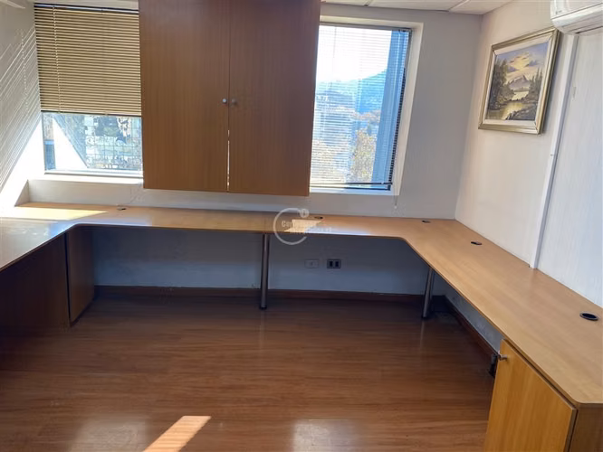 Oficina en venta en Providencia, metro Pedro de Valdivia