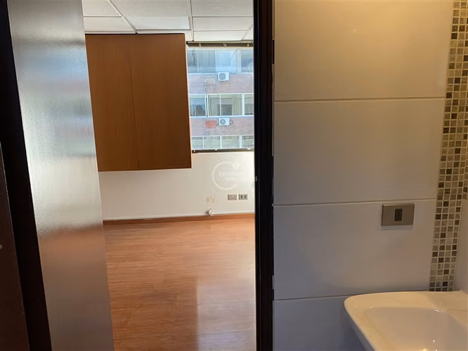 Oficina en venta en Providencia, metro Pedro de Valdivia