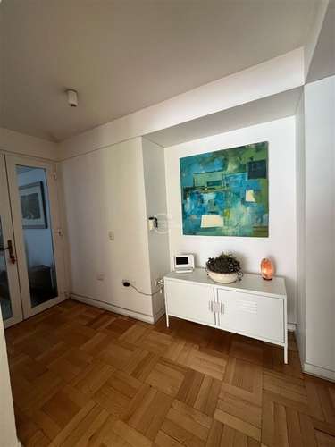 Venta departamento 2D 4B Las Condes a pasos VMA con jardín - Imagen 9