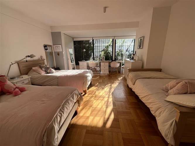 Venta departamento 2D 4B Las Condes a pasos VMA con jardín - Imagen 17