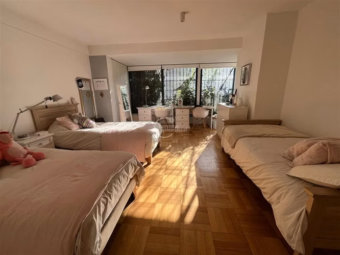 Venta departamento 2D 4B Las Condes a pasos VMA con jardín