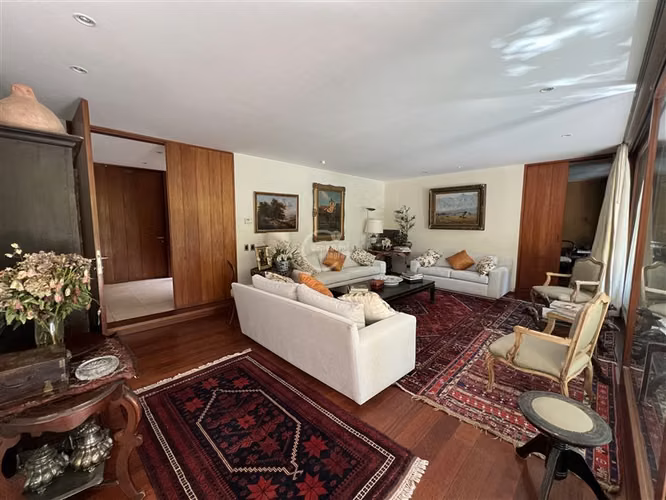 Venta Casa 6 Dormitorios Las Condes