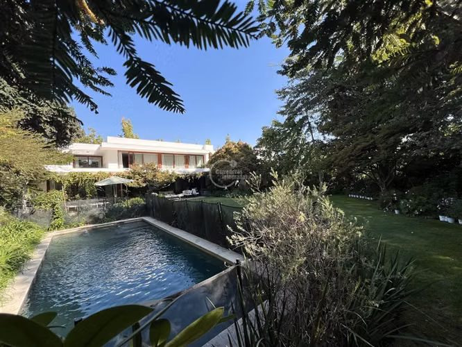 Venta Casa 6 Dormitorios Las Condes