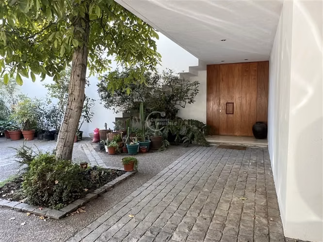 Venta Casa 6 Dormitorios Las Condes