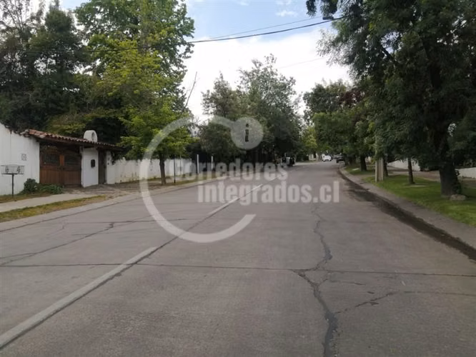 Sitio en Venta en San Carlos de Apoquindo, L. Condes