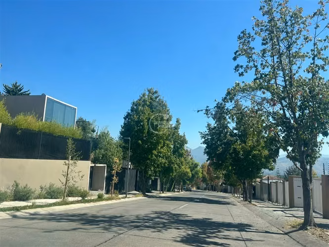 Sitio en Venta en San Carlos de Apoquindo, L. Condes