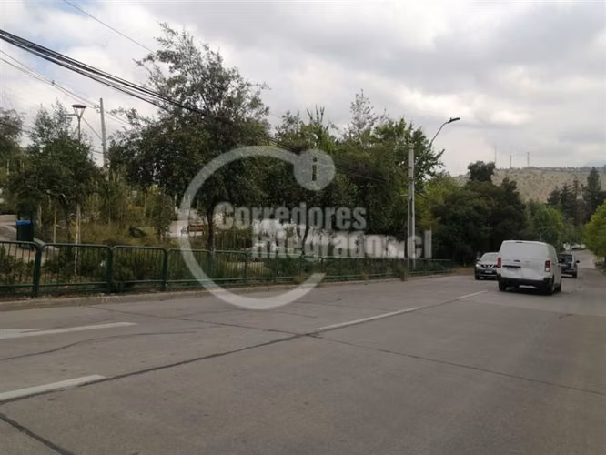 Sitio en Venta en San Carlos de Apoquindo, L. Condes