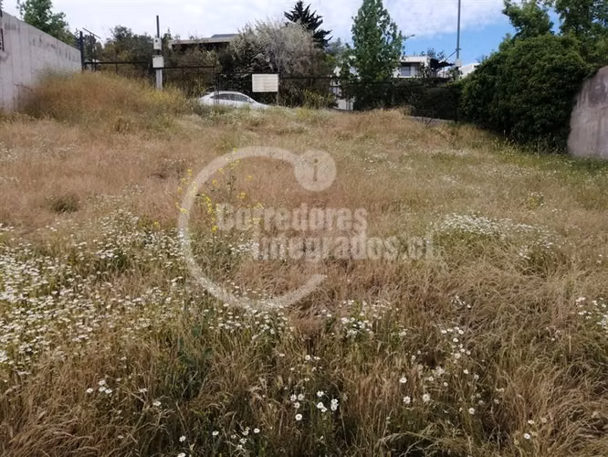 Terreno en Venta en San Carlos de Apoquindo, L. Condes