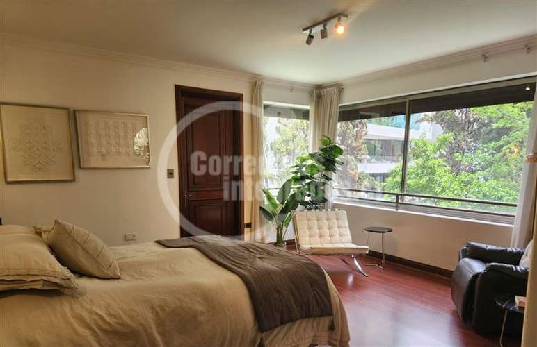 Primer Piso con Jardin, 5 dorm. - Imagen 17