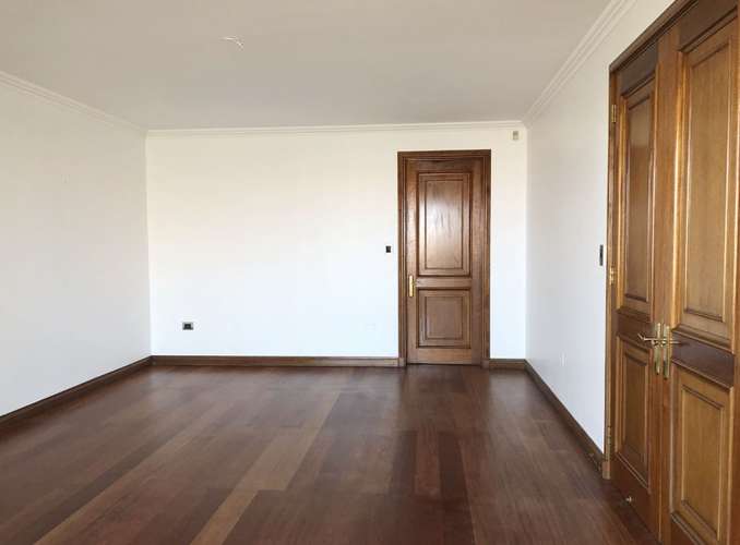Primer Piso con Jardin, 5 dorm. - Imagen 6