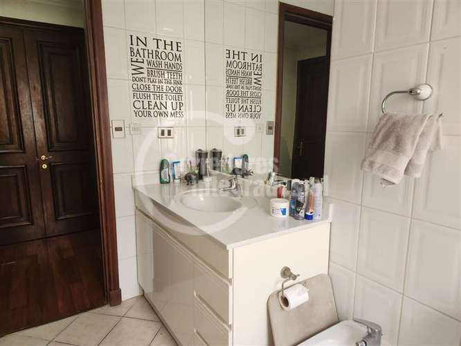 Primer Piso con Jardin, 5 dorm. - Imagen 25