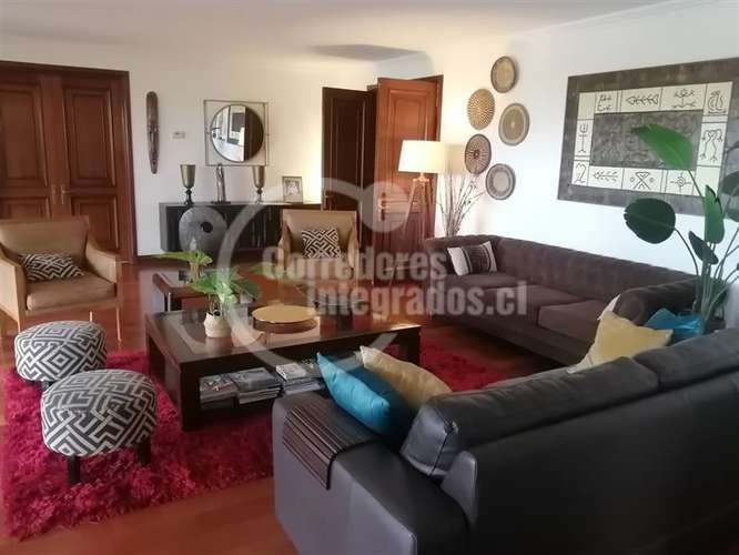 Primer Piso con Jardin, 5 dorm. - Imagen 9
