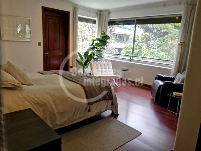 Primer Piso con Jardin, 5 dorm. - Imagen 18