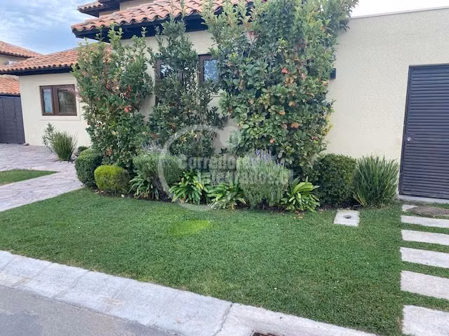 Casa en venta condominio, 4 dormitorios, Chicureo Colina