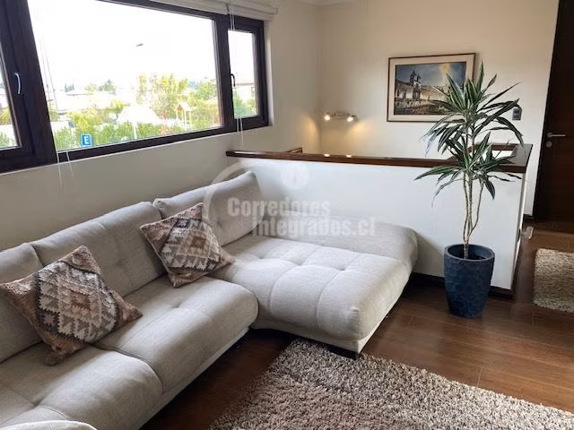 Casa en venta condominio, 4 dormitorios, Chicureo Colina