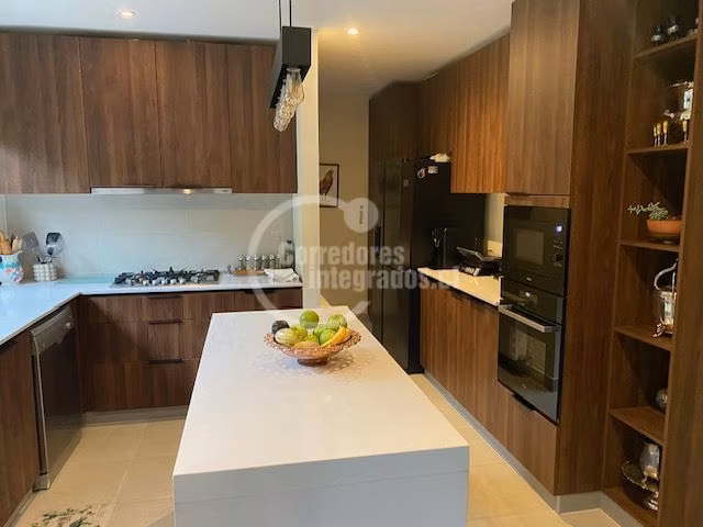 Casa en venta condominio, 4 dormitorios, Chicureo Colina