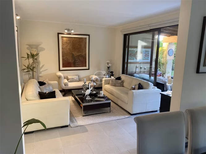 Casa en venta condominio, 4 dormitorios, Chicureo Colina