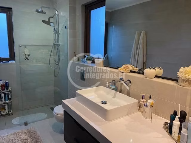 Casa en venta condominio, 4 dormitorios, Chicureo Colina