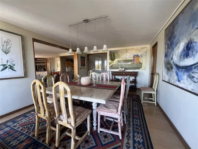 Espectacular Departamento en venta de 5 dorm. en Espoz