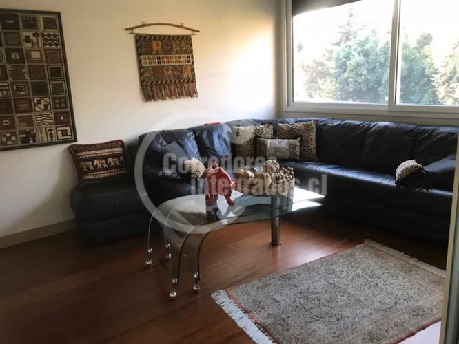Departamento en venta de 5 dorm. en Las Condes