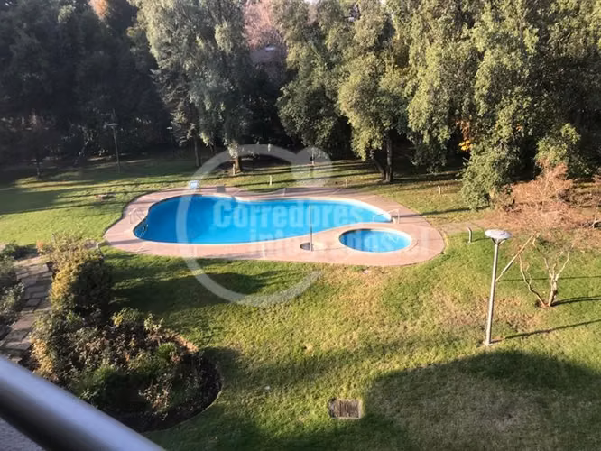 Departamento en venta de 5 dorm. en Las Condes