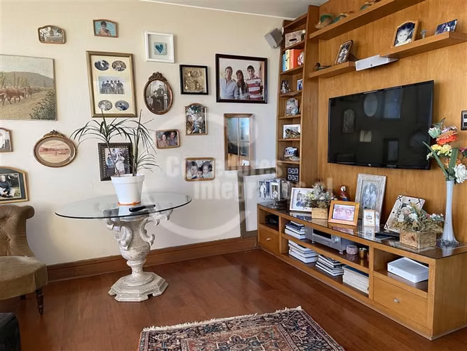 Departamento en venta de 4 dorm. en Las Condes, lindo parque