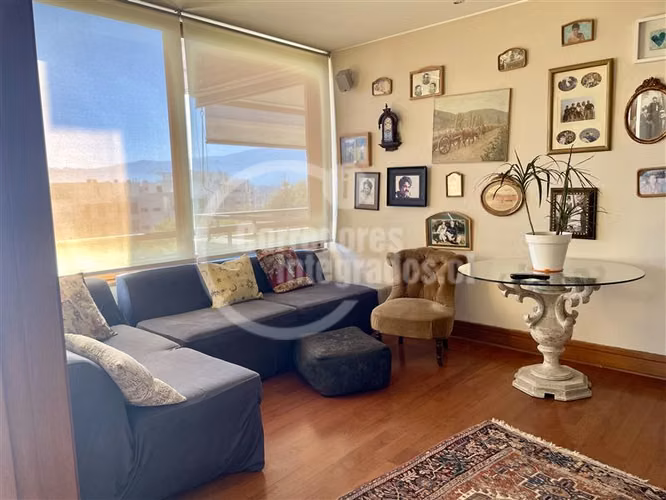 Departamento en venta de 4 dorm. en Las Condes, lindo parque