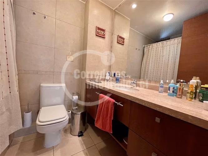 Departamento en venta de 4 dorm. en Las Condes, lindo parque