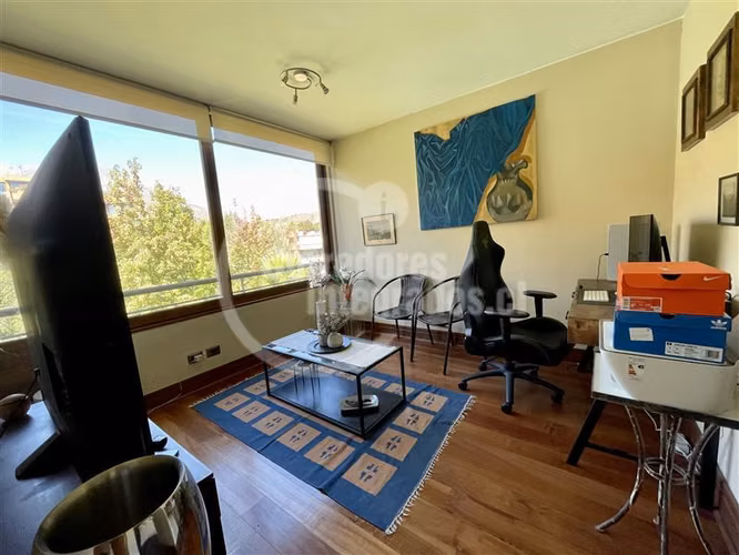 Departamento en venta de 4 dorm. en Las Condes, lindo parque