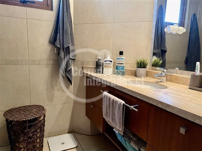 Departamento en venta de 4 dorm. en Las Condes, lindo parque