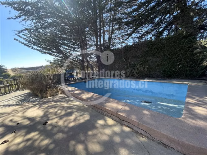 Casa en venta de 4 dorm. en San Antonio, Alto Santo Domingo